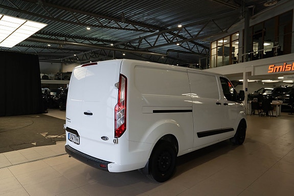 Ford Transit Custom 6 of 20