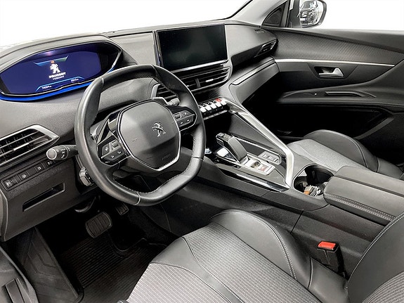 Peugeot 3008 4 of 5