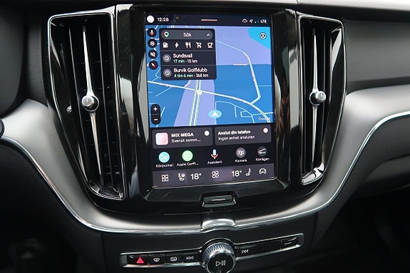 Volvo XC60 13 of 22