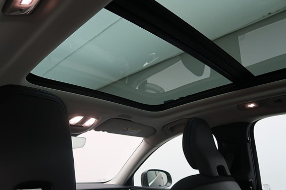Volvo XC60 6 of 22