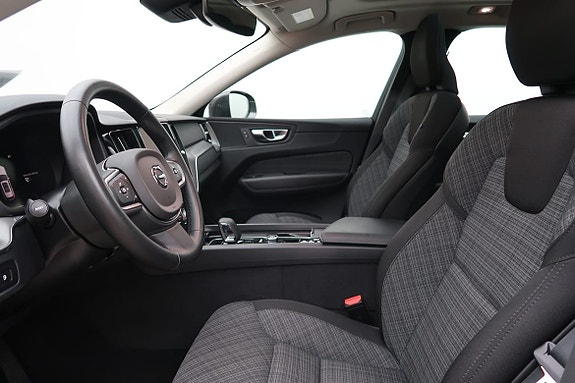 Volvo XC60 4 of 22