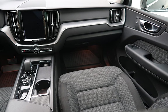 Volvo XC60 9 of 22