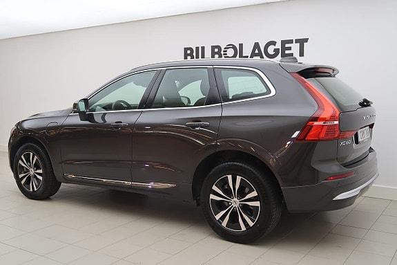 Volvo XC60 3 of 22