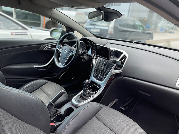 Opel Astra 8 of 8