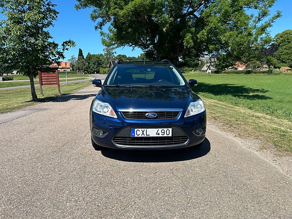Ford Focus 2 of 5