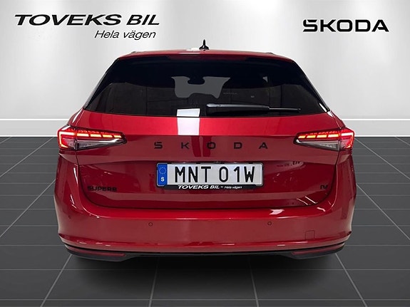 Skoda Superb 5 of 24