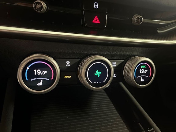 Skoda Superb 12 of 24