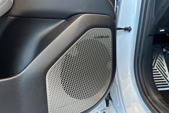 Kia EV4 14 of 24