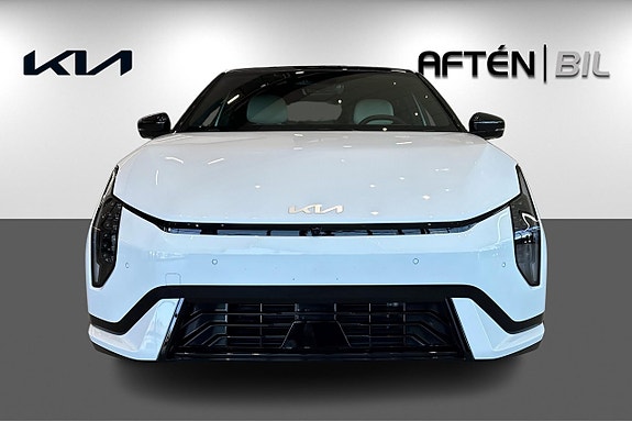 Kia EV4 3 of 24