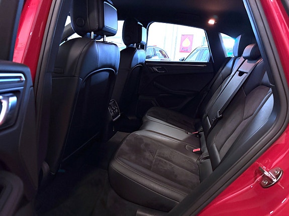 Porsche Macan 6 of 16