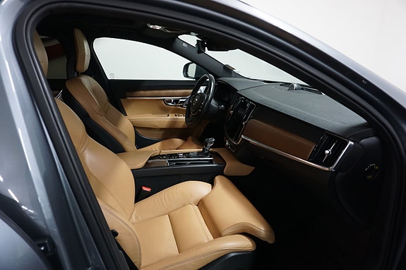 Volvo S90 8 of 30