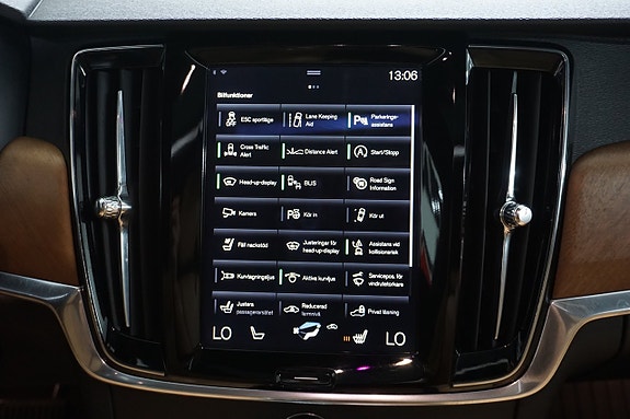 Volvo S90 16 of 30