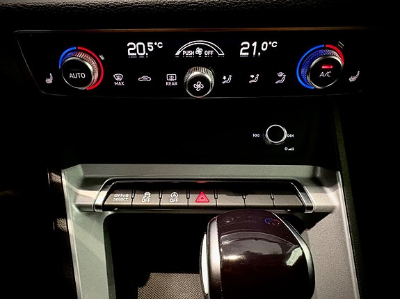 Audi Q3 5 of 5