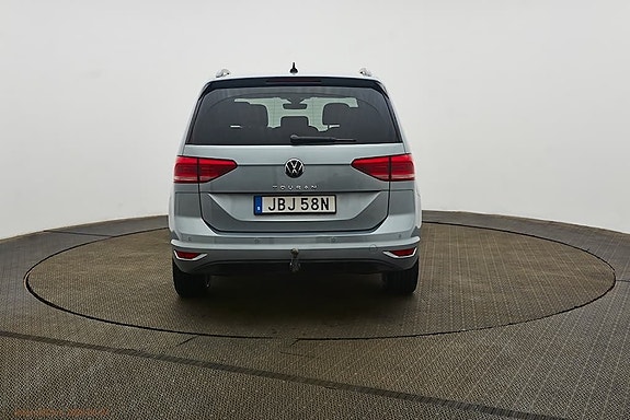 Volkswagen Touran 5 of 5