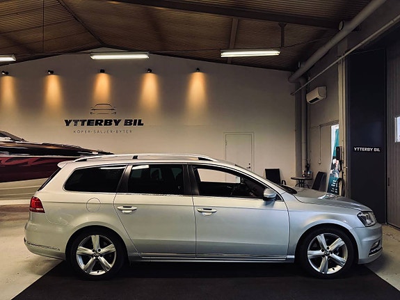 Volkswagen Passat 2.0 TDI Automat 4-M Nybyggd A-Traktor 2 of 9