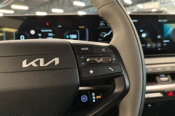 Kia EV4 17 of 23