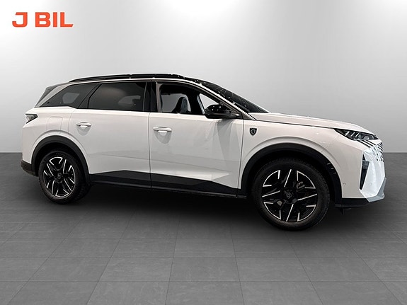 Peugeot 5008 13 of 15