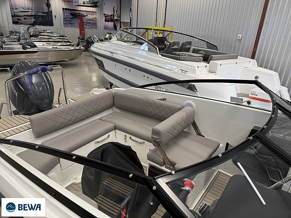 63 BR premium edition & Yamaha F150 XC 7 of 7