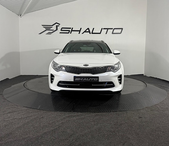 Kia Optima 2 of 22