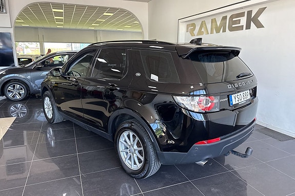 Land Rover Discovery Sport 4 of 5