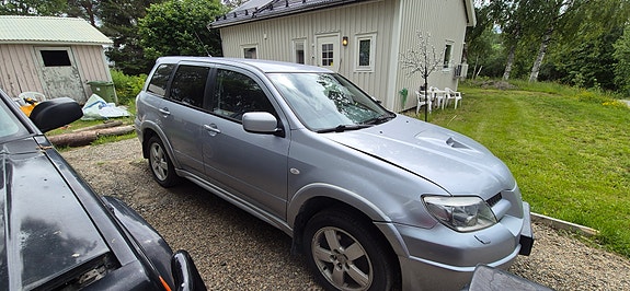 Mitsubishi Outlander 4 of 5