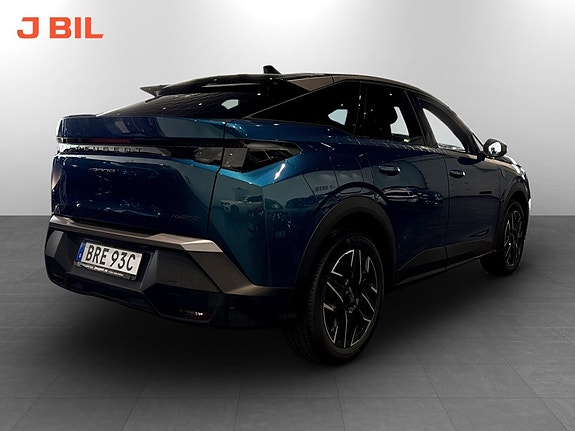 Peugeot 3008 3 of 5