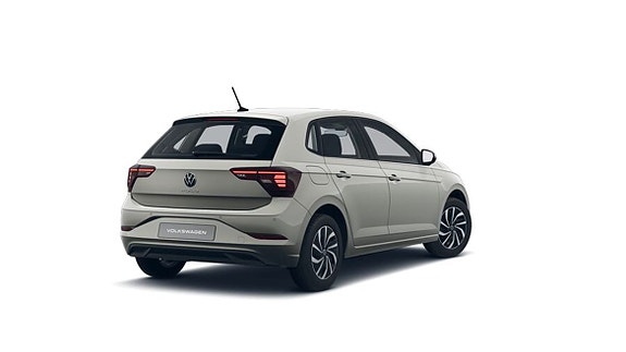 Volkswagen Polo 2 of 5