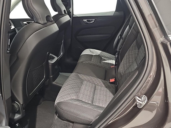 Volvo XC60 6 of 14