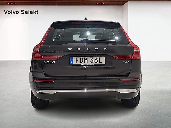 Volvo XC60 7 of 14