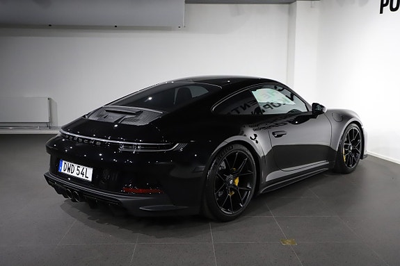 Porsche 911 GT3 5 of 5