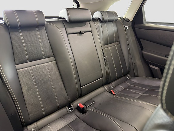 Land Rover Range Rover Velar 21 of 30