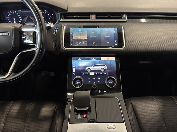 Land Rover Range Rover Velar 12 of 30
