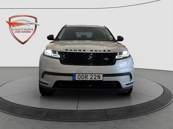 Land Rover Range Rover Velar 2 of 5