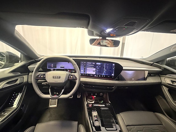 Audi A6 8 of 12