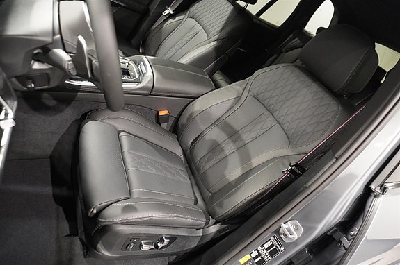 BMW X5 4 of 5