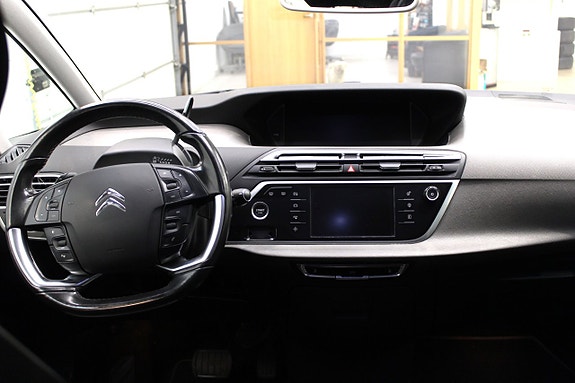 Citroen Grand C4 Picasso 11 of 18