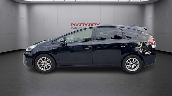 Toyota Prius+ 2 of 13