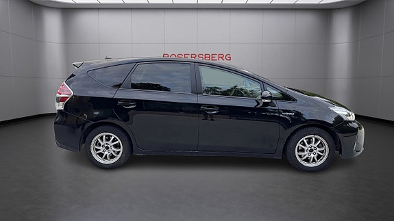 Toyota Prius+ 6 of 13
