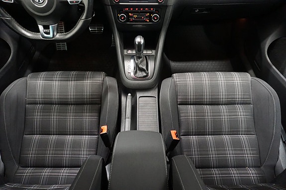 Volkswagen Golf I 13 of 30