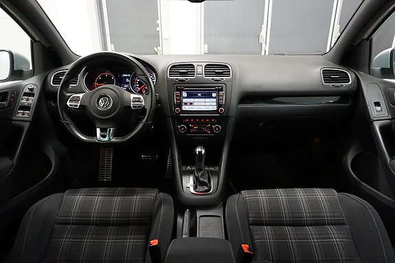 Volkswagen Golf I 2 of 5