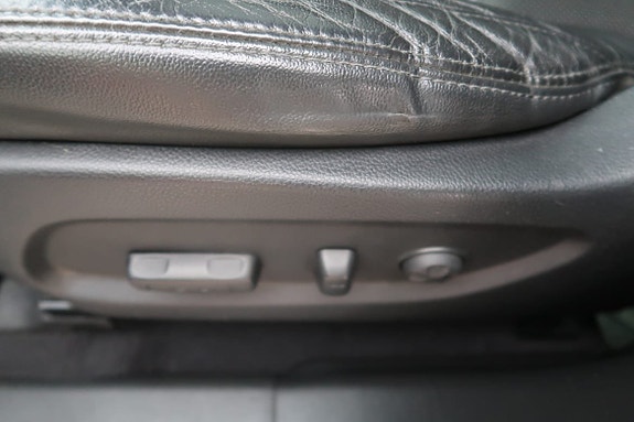 Hyundai Grand Santa Fe 15 of 16