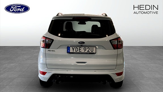 Ford Kuga 7 of 11