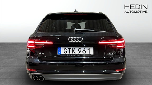 Audi A4 7 of 12