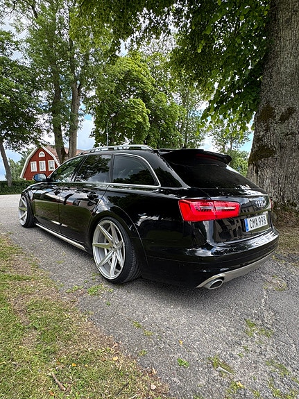 Audi A6 allroad 3 of 5