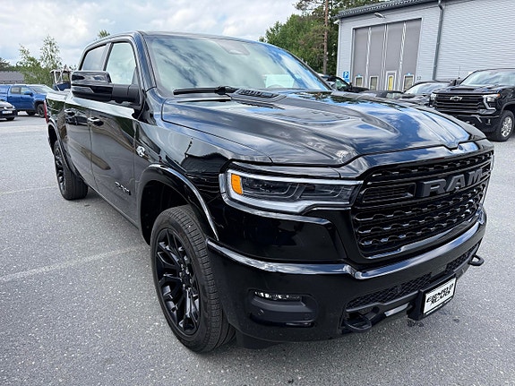 Dodge RAM 1500 3 of 5