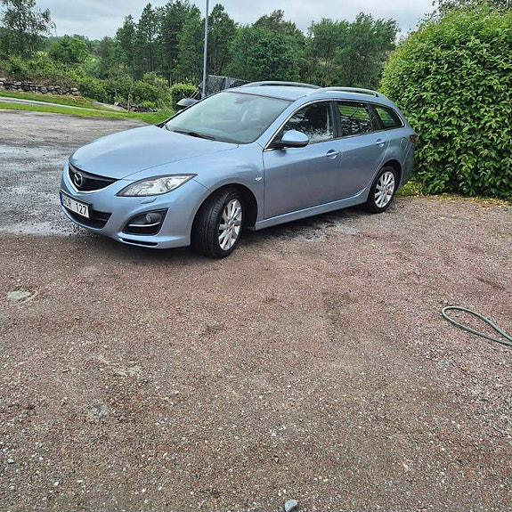 Mazda 6 3 of 5