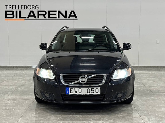 Volvo V50 3 of 20