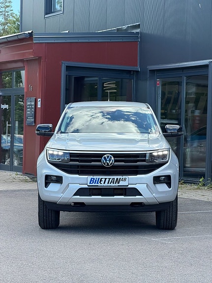 Volkswagen Amarok 2 of 28