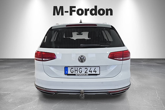 Volkswagen Passat Alltrack 5 of 5