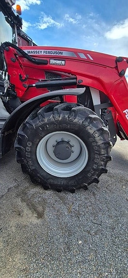 Massey Ferguson 8 S 3 of 17